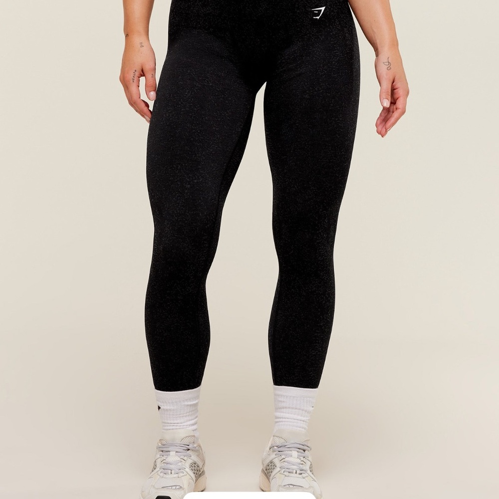 Women's Black Activewear Set - Picture 7 of 8